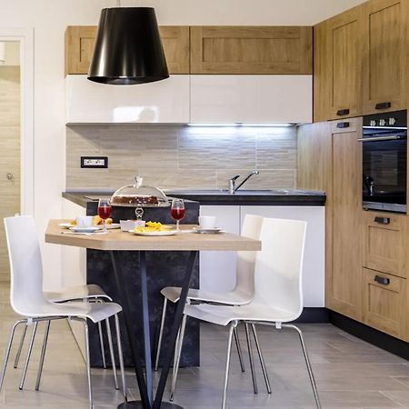 Bandiera 68 Apartment Cagliari Ngoại thất bức ảnh
