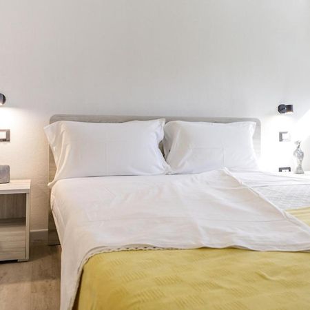 Bandiera 68 Apartment Cagliari Ngoại thất bức ảnh