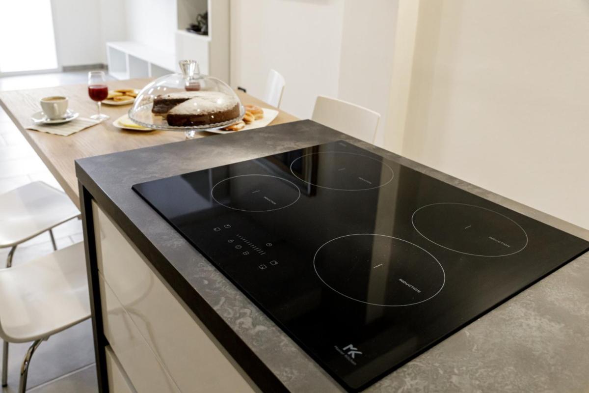 Bandiera 68 Apartment Cagliari Ngoại thất bức ảnh