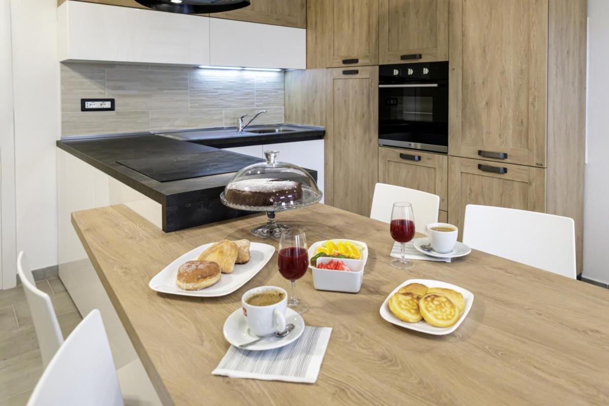 Bandiera 68 Apartment Cagliari Ngoại thất bức ảnh