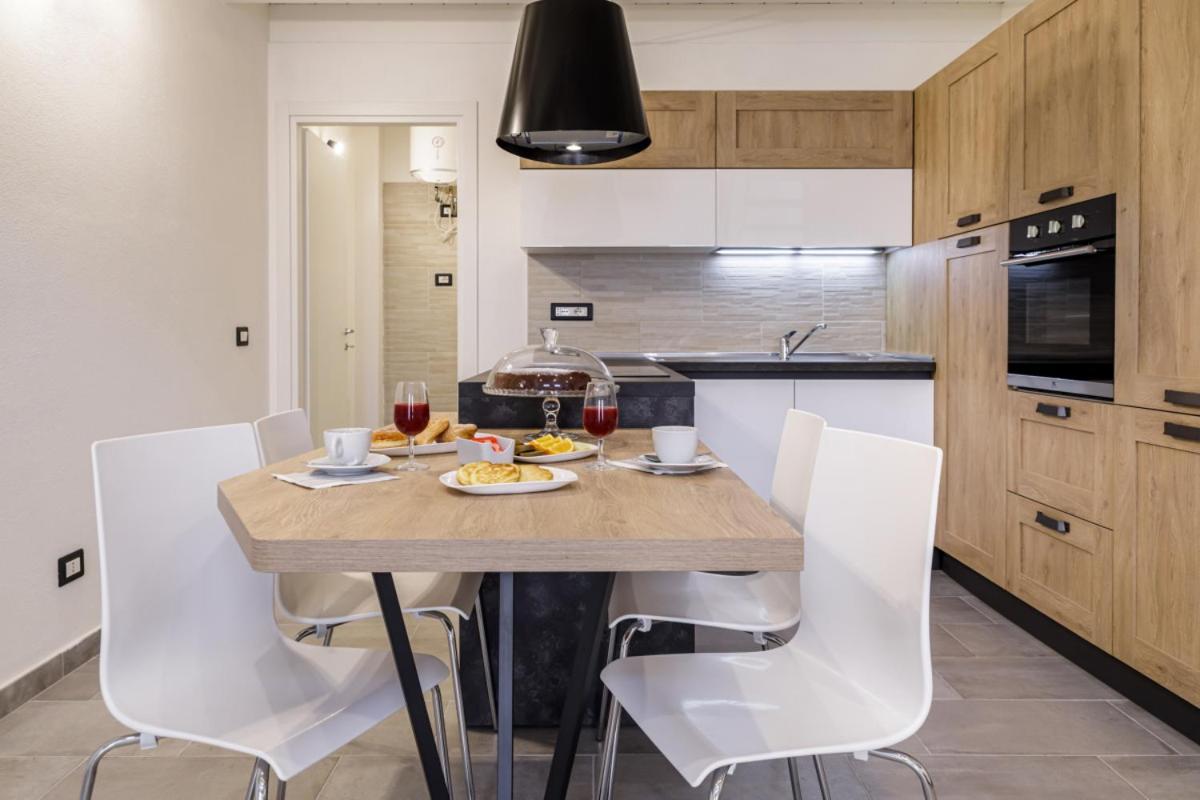 Bandiera 68 Apartment Cagliari Ngoại thất bức ảnh
