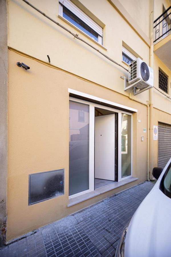 Bandiera 68 Apartment Cagliari Ngoại thất bức ảnh