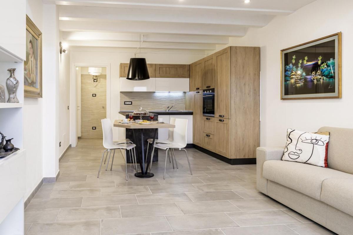 Bandiera 68 Apartment Cagliari Ngoại thất bức ảnh