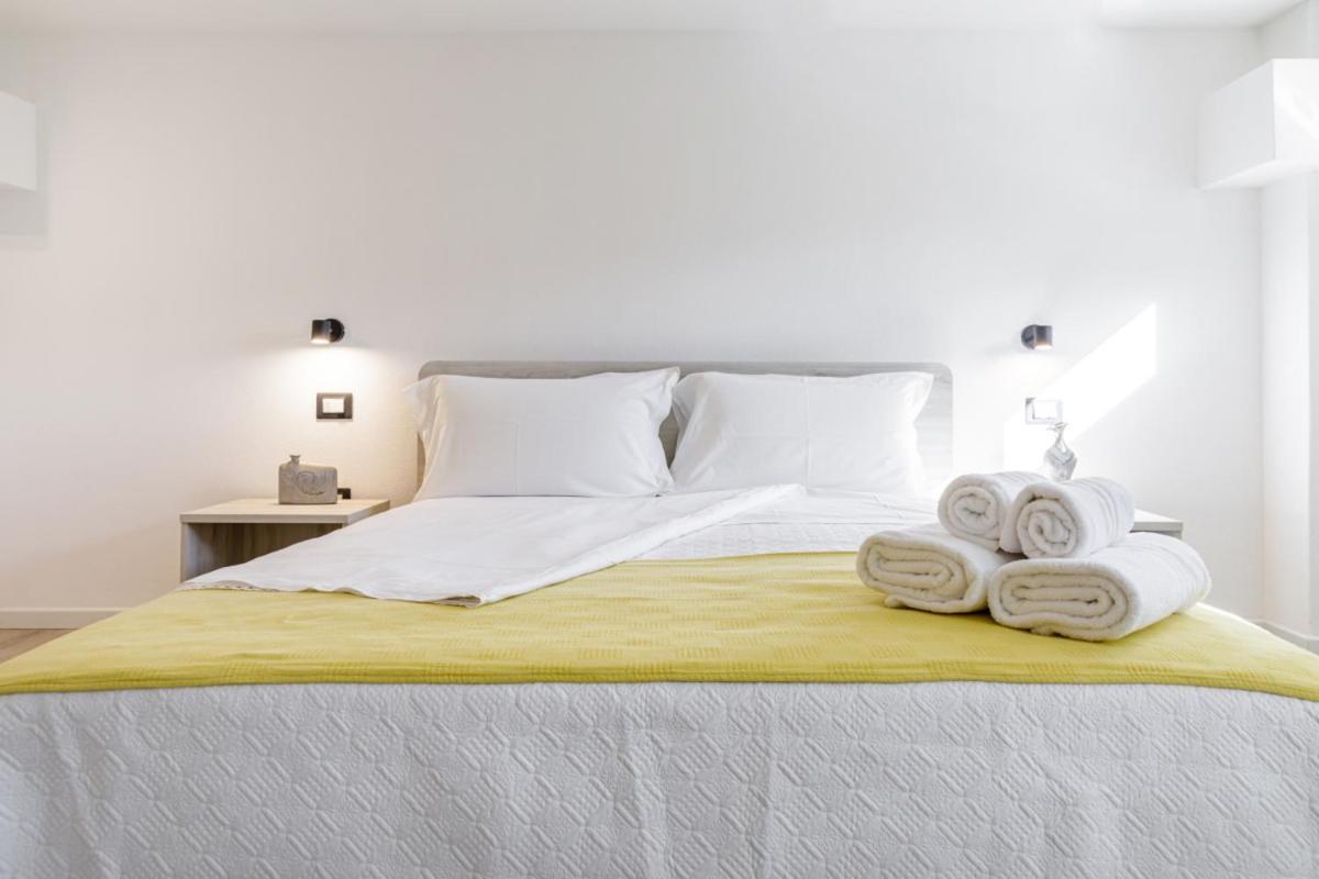 Bandiera 68 Apartment Cagliari Ngoại thất bức ảnh
